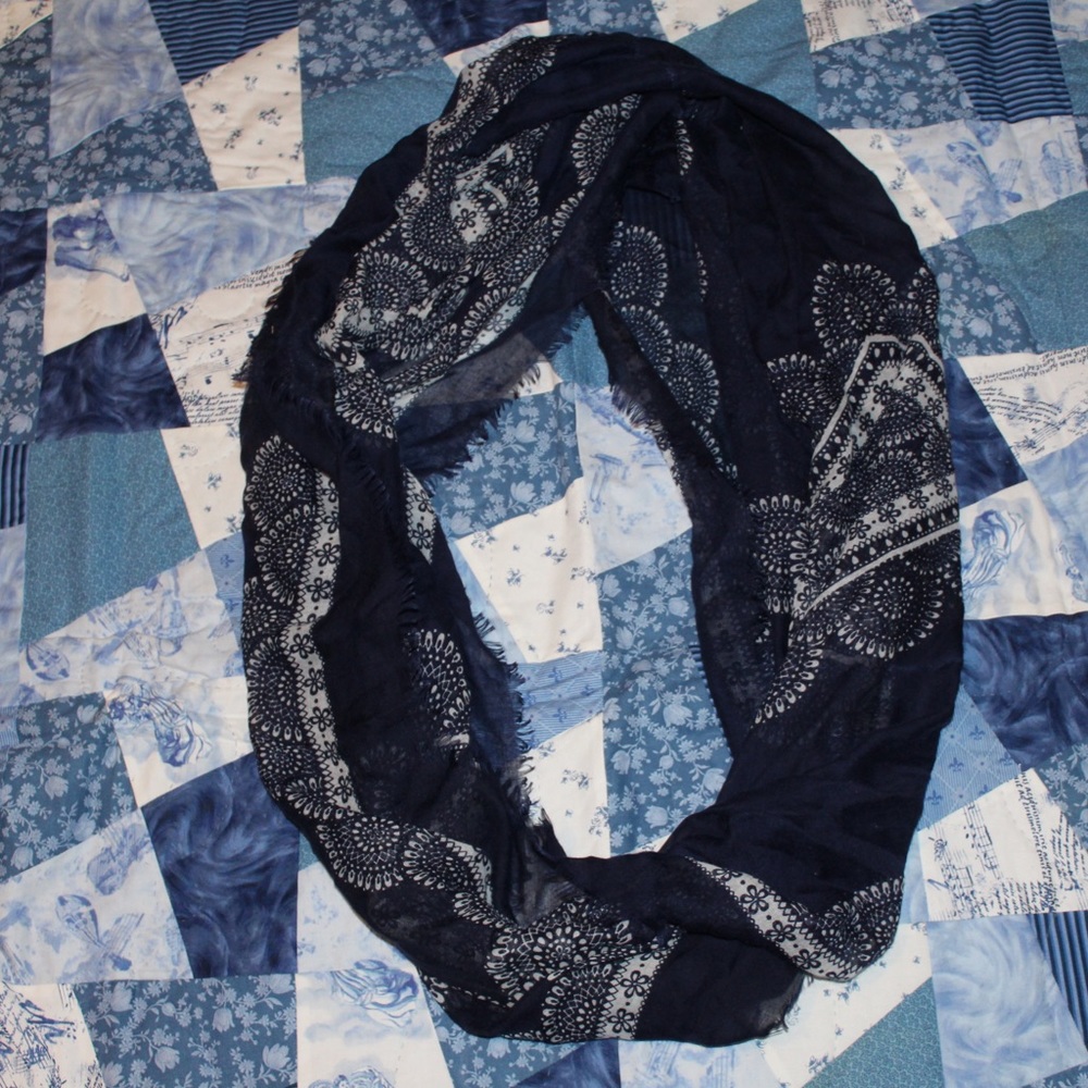 Navy blue & white infinity scarf